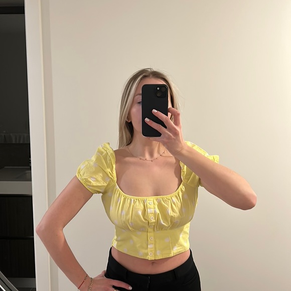 Zara Crop Top - Picture 2 of 4